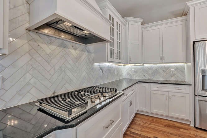 Kitchen 6