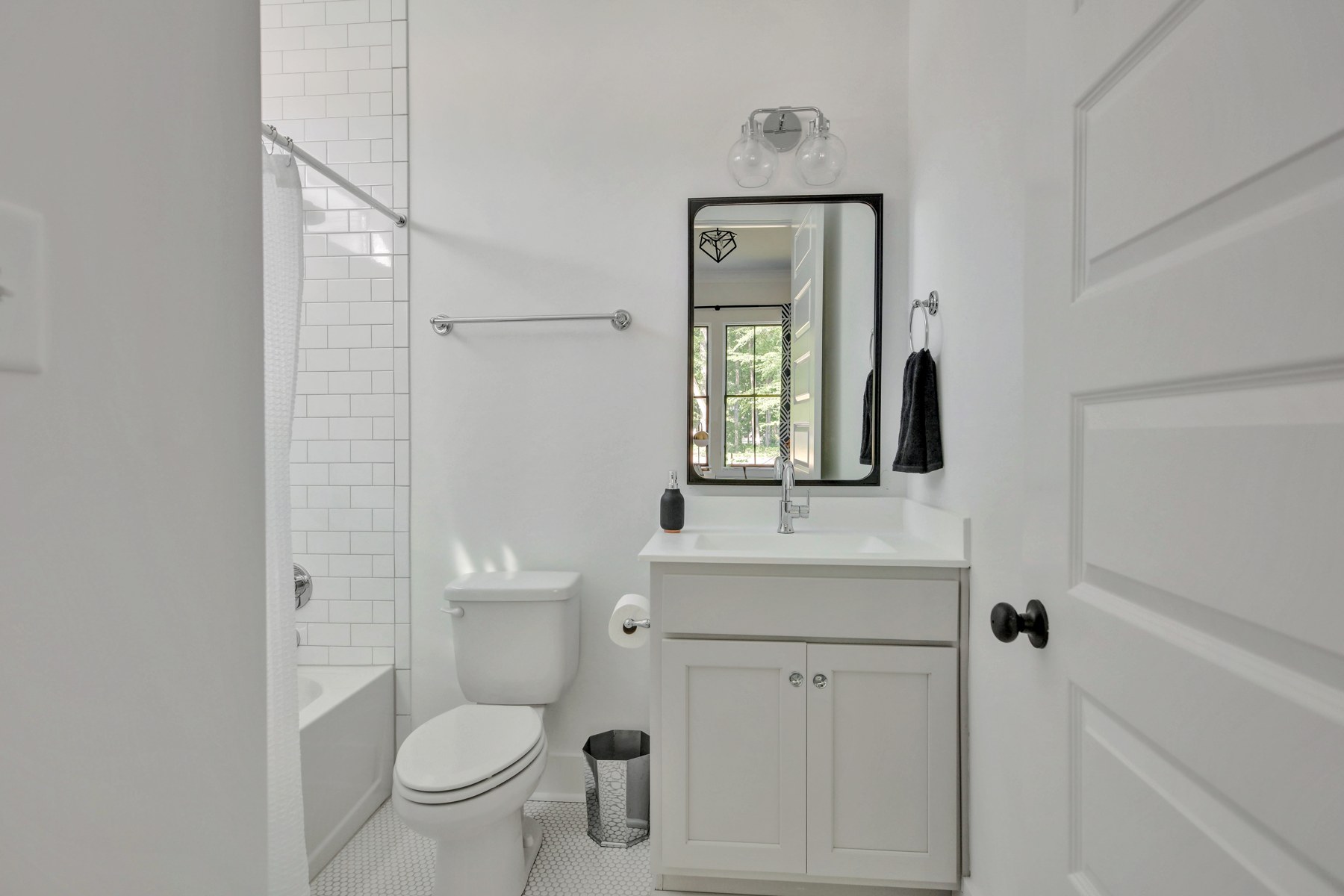 10 Bathroom